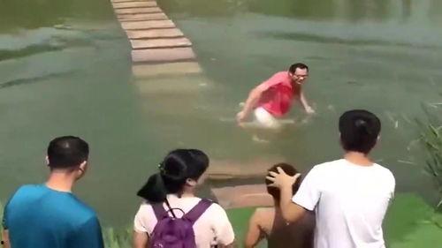 爆料东北小伙视频大全,视频大全中的幽默与热情  第1张